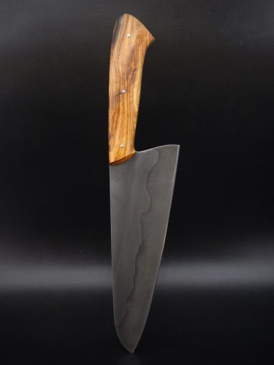 Un « chef » 21 cm en acier C130 et olivier