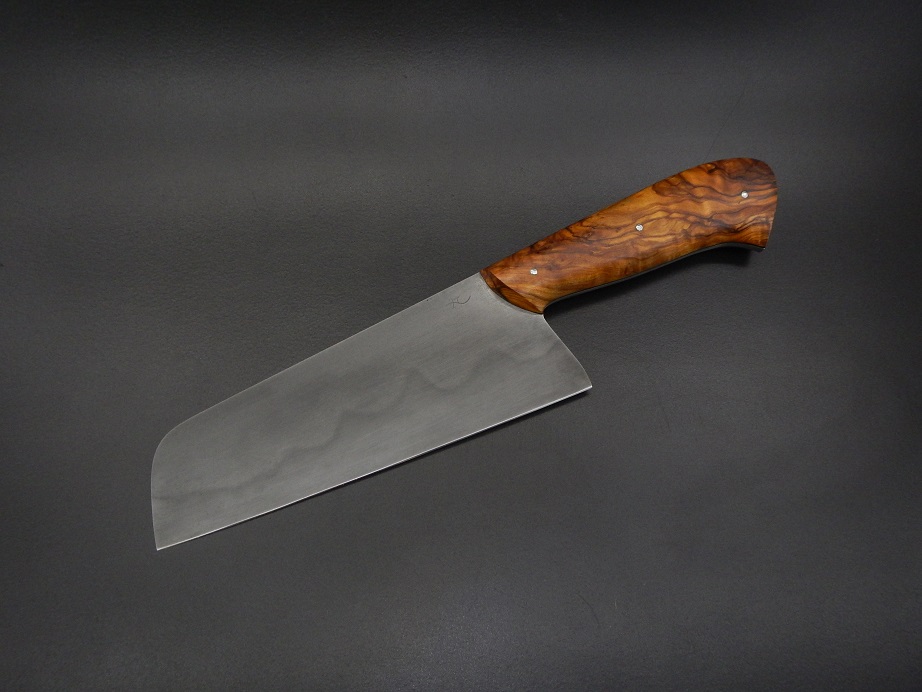 Un nakiri 16 cm en olivier et C130